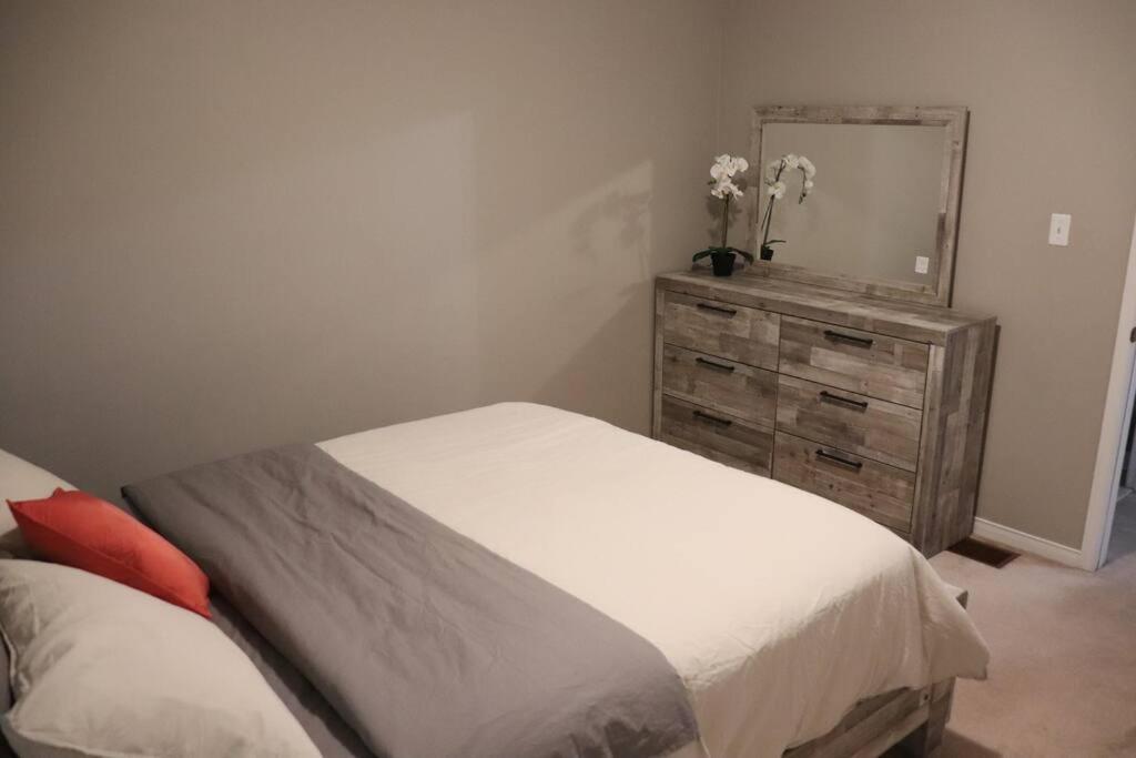 Entire 4 Bed Room Detached Residential Home Ajax Esterno foto