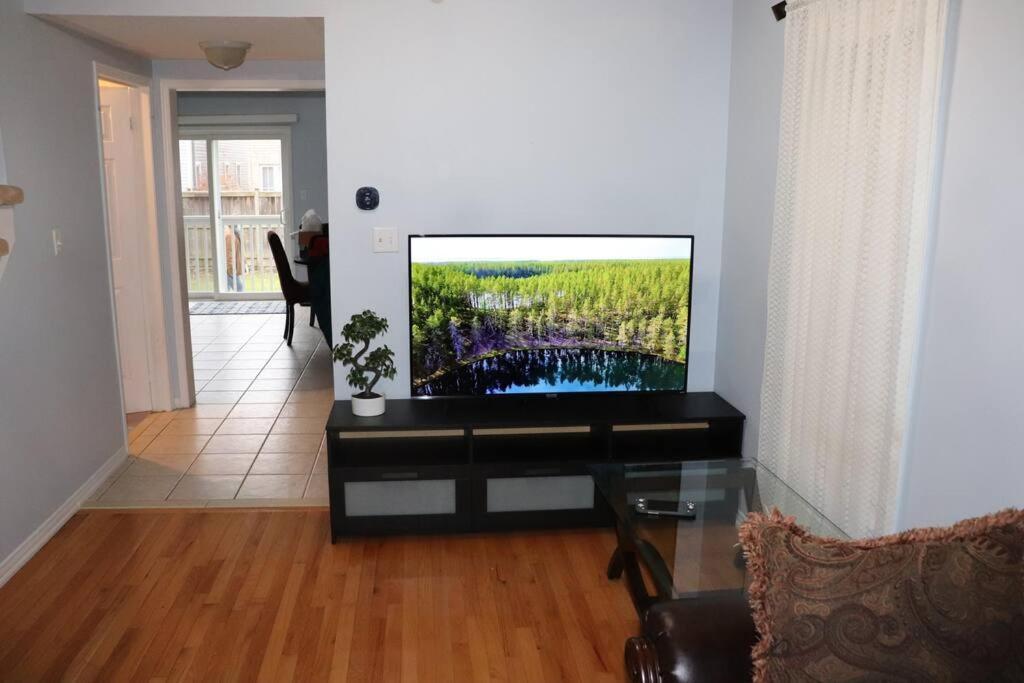 Entire 4 Bed Room Detached Residential Home Ajax Esterno foto