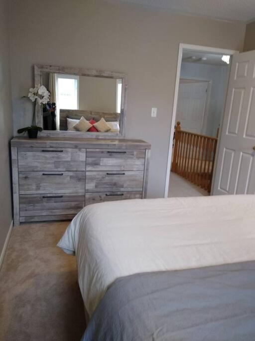 Entire 4 Bed Room Detached Residential Home Ajax Esterno foto